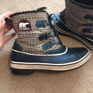 Sorel houndstooth Tivoli waterproof shoes
